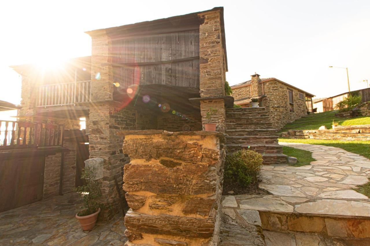 Hostal Complejo Rural Lar de Vies A Pontenova Exterior foto